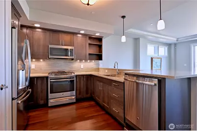 5105 Grand Loop #106, Tacoma, WA 98407 - Photo 11