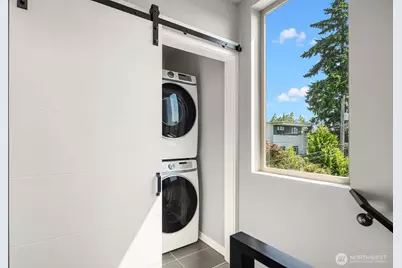 8012 20th Avenue NW, Seattle, WA 98117 - Photo 21