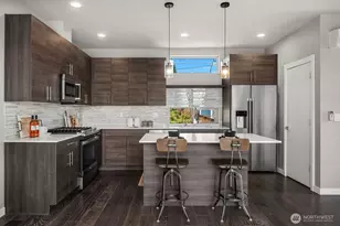8012 20th Ave NW, Seattle, WA 98117 - Photo 9