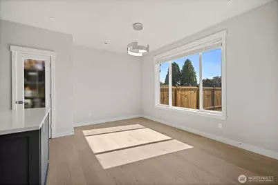 17115 11th Place W #B, Lynnwood, WA 98037 - Photo 9