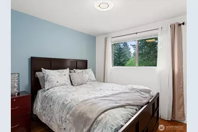 16445 Ambaum Boulevard S, Burien, WA 98148 - Photo 21