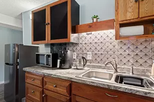 16445 Ambaum Blvd S, Burien, WA 98148 - Photo 9