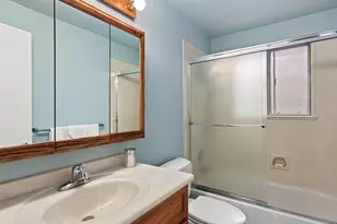 16445 Ambaum Blvd S, Burien, WA 98148 - Photo 19