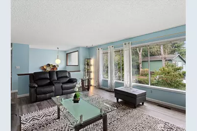 16445 Ambaum Boulevard S, Burien, WA 98148 - Photo 17