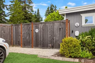 151 Finch Pl SW, Bainbridge Island, WA 98110 - Photo 35
