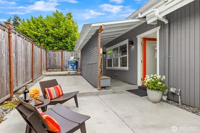 151 Finch Place SW, Bainbridge Island, WA 98110 - Photo 33