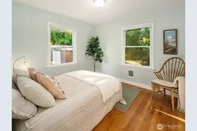 24021 99th Avenue SW, Vashon, WA 98070 - Photo 17