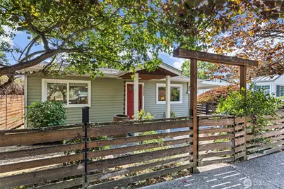 3639 S Lucile Street, Seattle, WA 98118 - Photo 1