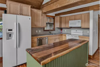 21428 Birch Place, Ocean Park, WA 98640 - Photo 11