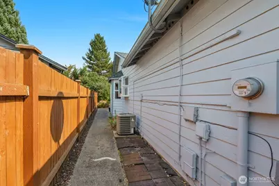 20027 45th Drive NE, Arlington, WA 98223 - Photo 33