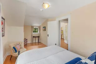 1624 E McGraw St, Seattle, WA 98112 - Photo 17