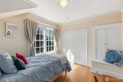 1624 E McGraw Street, Seattle, WA 98112 - Photo 19