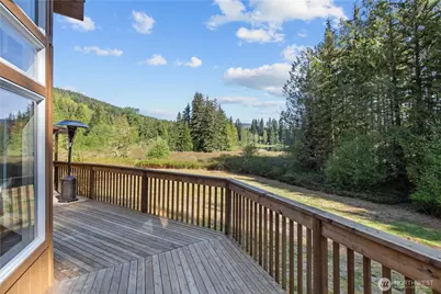 27525 W Lake Riley Road, Arlington, WA 98223 - Photo 25