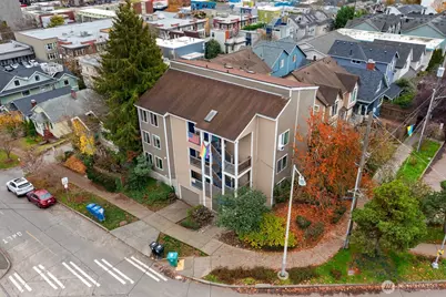 3660 Whitman Avenue N, Seattle, WA 98103 - Photo 33
