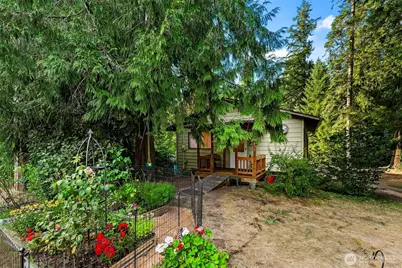 13836 166th Avenue SE, Rainier, WA 98576 - Photo 3
