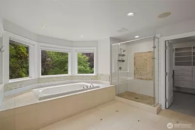 1308 100th Avenue NE, Bellevue, WA 98004 - Photo 19