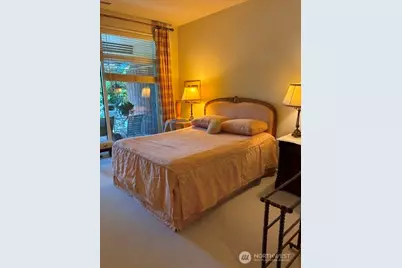 10015 NE 4th Street #1002, Bellevue, WA 98004 - Photo 5