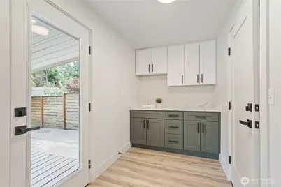 14014 43rd Avenue S, Tukwila, WA 98168 - Photo 9