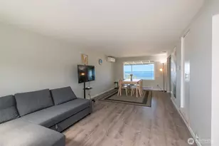 739 W 4th St, Port Angeles, WA 98363 - Photo 13
