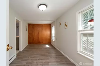 739 W Fourth Street, Port Angeles, WA 98363 - Photo 27