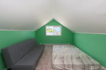 739 W Fourth Street, Port Angeles, WA 98363 - Photo 31