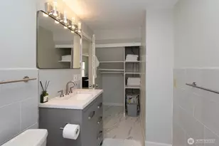 739 W 4th St, Port Angeles, WA 98363 - Photo 29