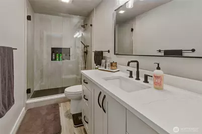 6225 41st Ave E, Tacoma, WA 98443 - Photo 17