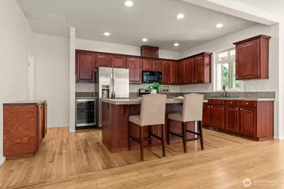 308 196th Place SW #305, Lynnwood, WA 98036 - Photo 7