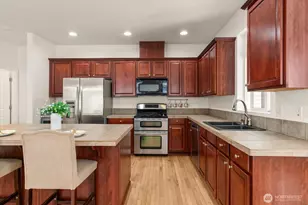 308 196th Pl SW, Lynnwood, WA 98036 - Photo 11