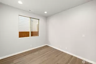 13925 178th St E, Puyallup, WA 98374 - Photo 17