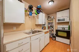 1931 McDougall Ave, Everett, WA 98201 - Photo 23