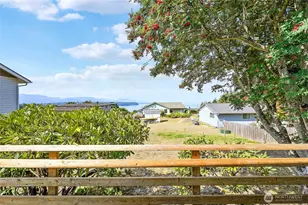 200 N Rhododendron Dr, Port Townsend, WA 98368 - Photo 25