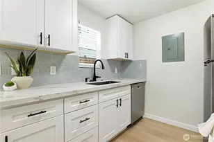 1220 N 137th St, Seattle, WA 98133 - Photo 15