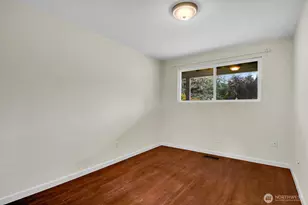 2528 166th Ave NE, Bellevue, WA 98008 - Photo 11