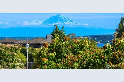 2449 43rd Avenue W, Seattle, WA 98199 - Photo 11