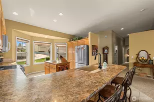 1380 Eastmont Ave, East Wenatchee, WA 98802 - Photo 17