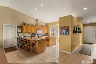 1380 Eastmont Ave, East Wenatchee, WA 98802 - Photo 9