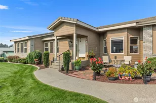 1380 Eastmont Ave, East Wenatchee, WA 98802 - Photo 3