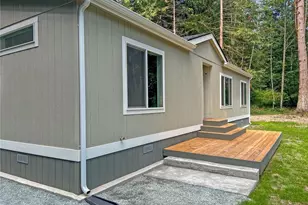 871 S Lucille St, Camano Island, WA 98282 - Photo 3