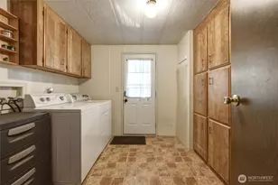 908 NE Empire St, College Place, WA 99324 - Photo 23