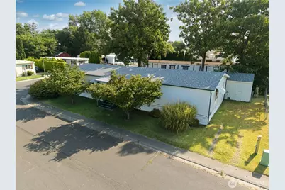 908 NE Empire Street, College Place, WA 99324 - Photo 35