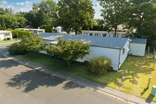 908 NE Empire St, College Place, WA 99324 - Photo 35