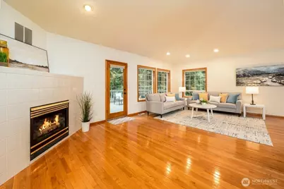 4901 Fowler Avenue, Everett, WA 98203 - Photo 9