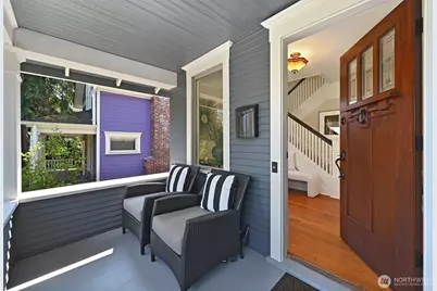 4227 Meridian Avenue N, Seattle, WA 98103 - Photo 3