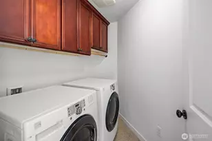 5202 NE 7th St, Renton, WA 98059 - Photo 27