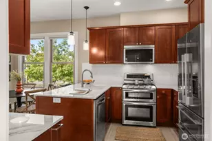4502 Cascadia Ave S, Seattle, WA 98118 - Photo 9