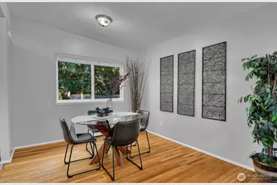 810 S 301st Place, Federal Way, WA 98003 - Photo 5