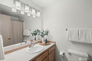16015 10th Ave E, Tacoma, WA 98445 - Photo 17