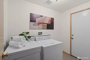 16015 10th Ave E, Tacoma, WA 98445 - Photo 23