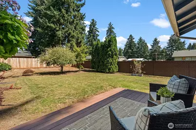 16015 10th Avenue E, Tacoma, WA 98445 - Photo 33
